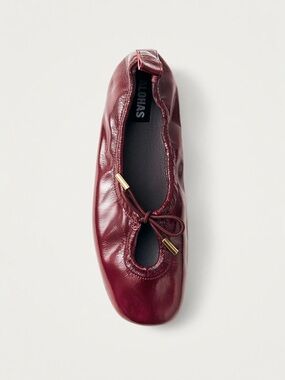 BNIB - ALOHAS ROSALIND BURGUNDY PATENT LEATHER FLATS - Size EU 37